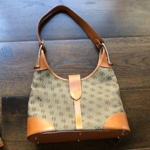 Dooney & Bourke shoulder bag